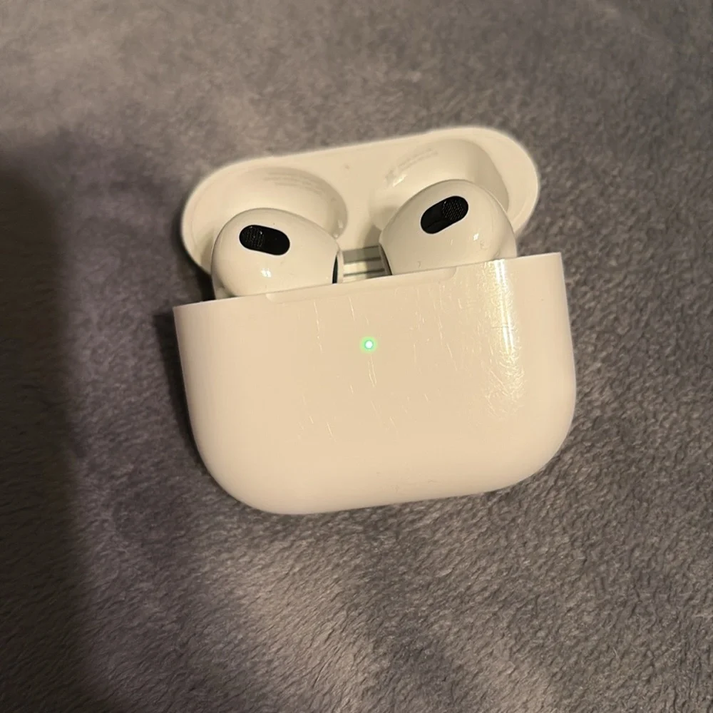 Air pods 3rd gen only used a handful of times